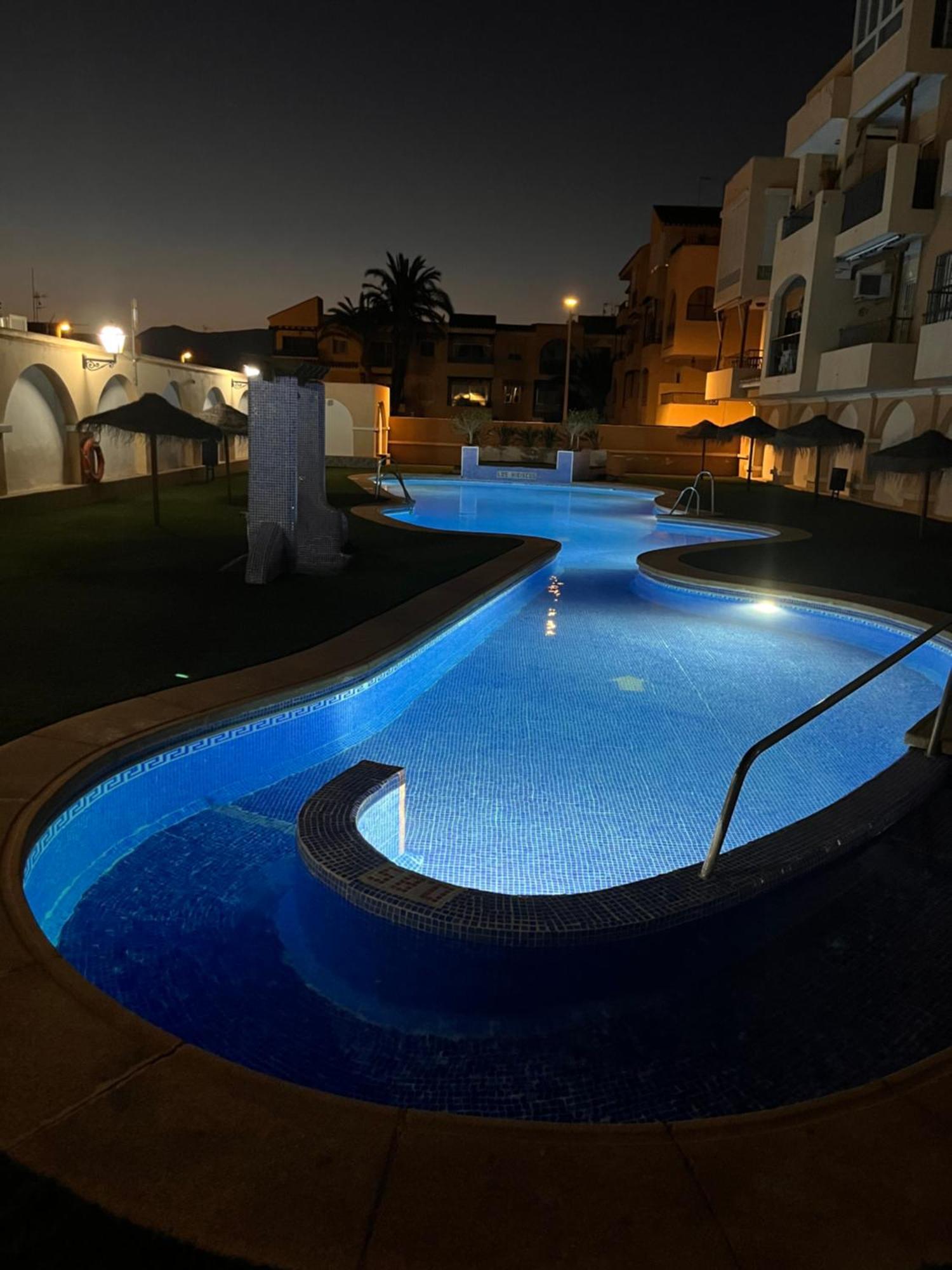 Bonito Apartamento Roquetas de Mar Exterior foto
